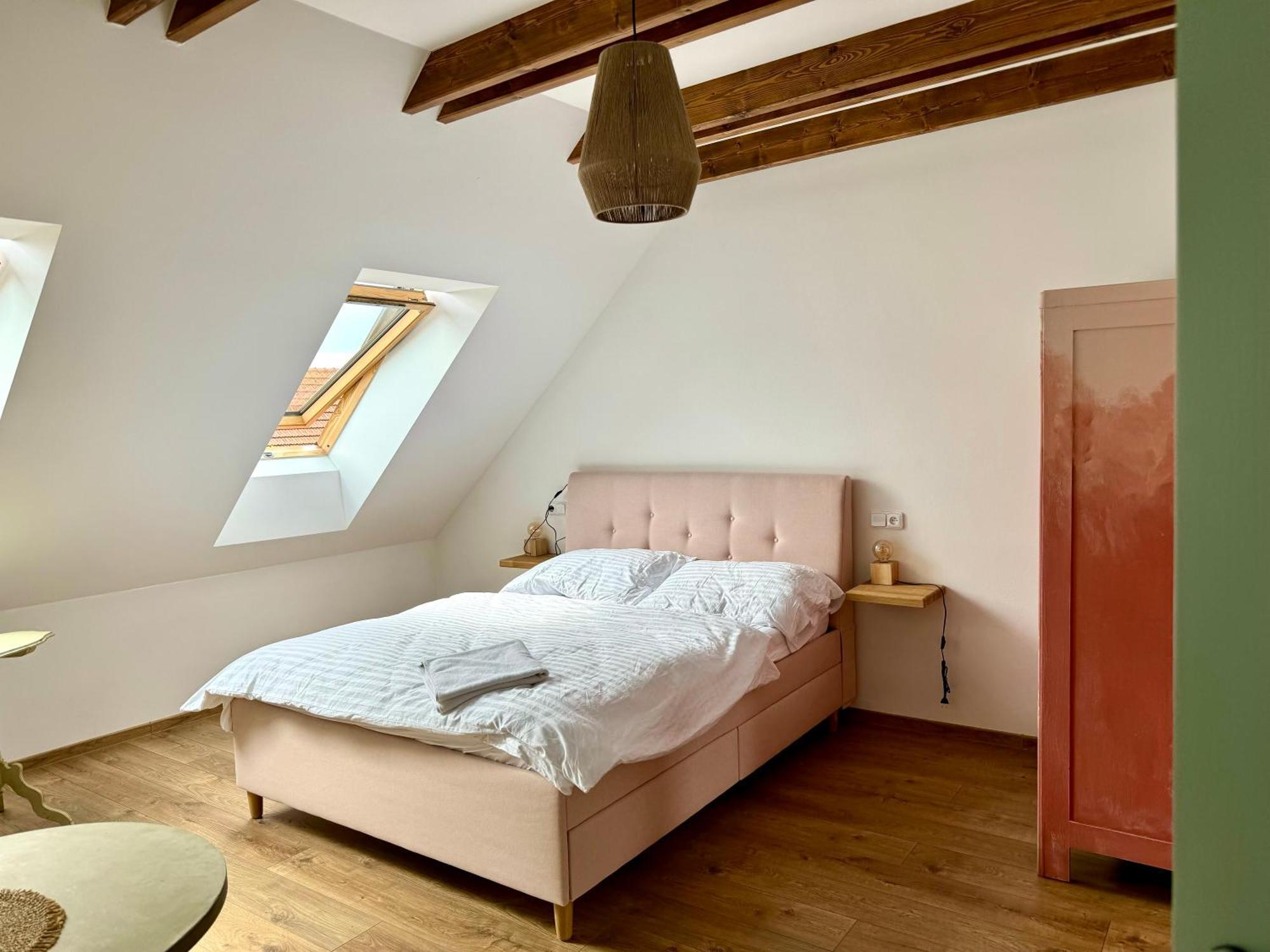 Soul Apartments Mikulov Luaran gambar